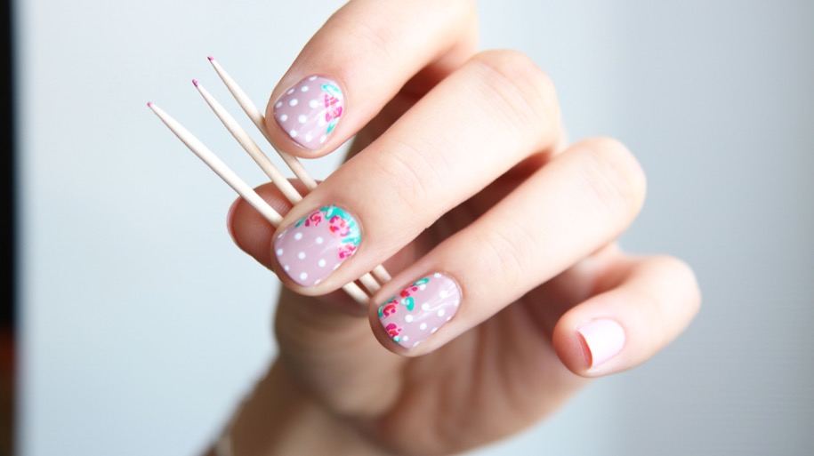 Tooth and Flower Nail Art Tutorial - wide 10